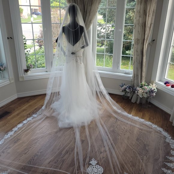 Lace wedding veil - Picture 6 of 9